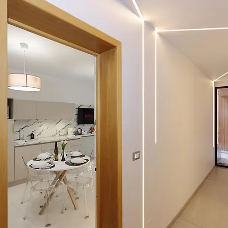 Mascarella - Elegante Design Con Patio Nel Centro Storico * ボローニャ