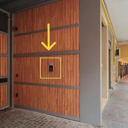 Mascarella - Elegante Design Con Patio Nel Centro Storico *