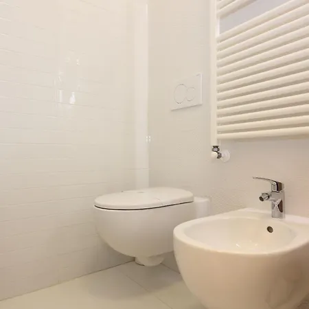 Mascarella - Elegante Design Con Patio Nel Centro Storico דירה *