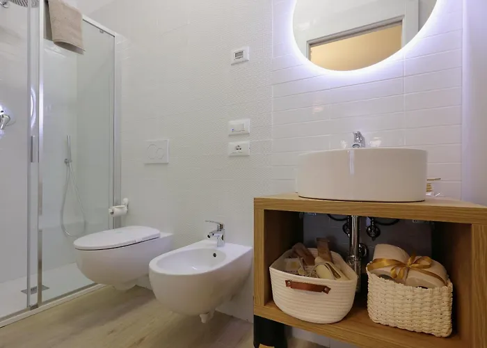 Mascarella - Elegante Design Con Patio Nel Centro Storico * بولونيا