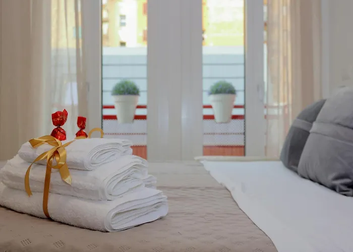 Appartement Mascarella - Elegante Design Con Patio Nel Centro Storico *