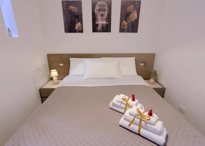 Mascarella - Elegante Design Con Patio Nel Centro Storico Appartement Bologna