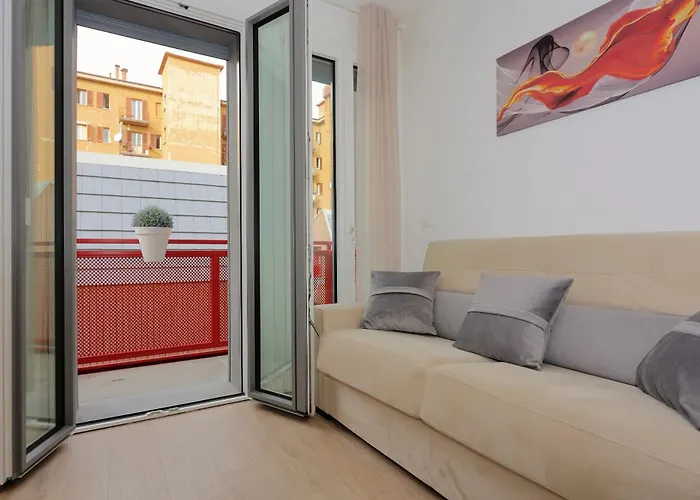 شقة Mascarella - Elegante Design Con Patio Nel Centro Storico