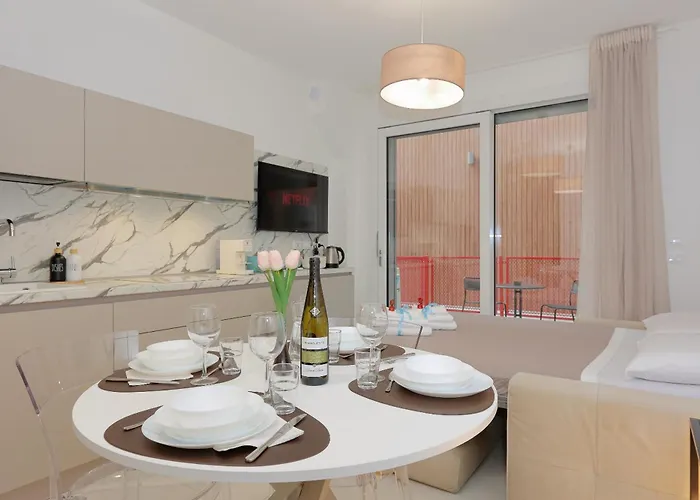 Appartement Mascarella - Elegante Design Con Patio Nel Centro Storico *