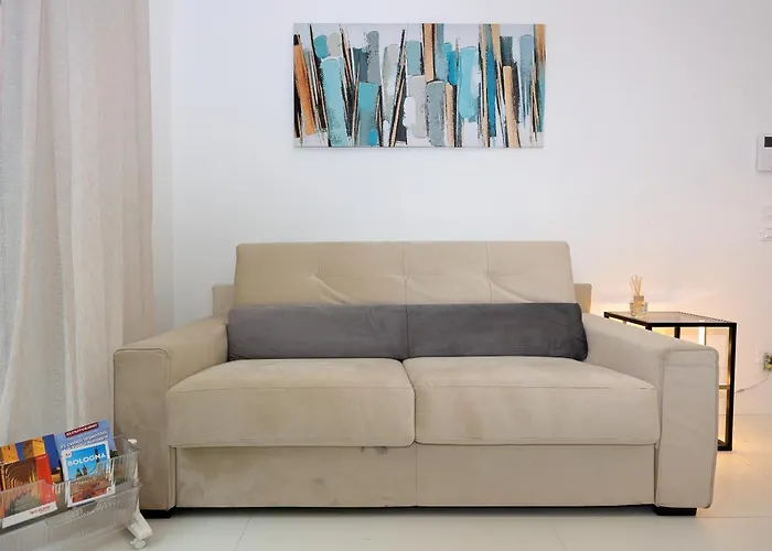 Appartement Mascarella - Elegante Design Con Patio Nel Centro Storico