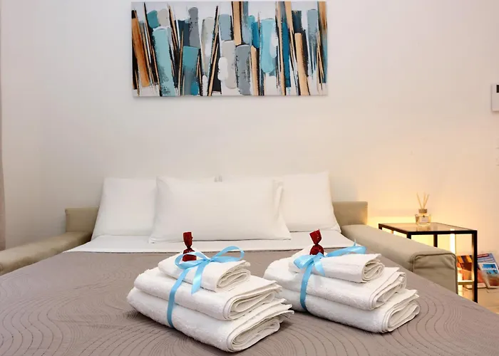 Mascarella - Elegante Design Con Patio Nel Centro Storico شقة بولونيا